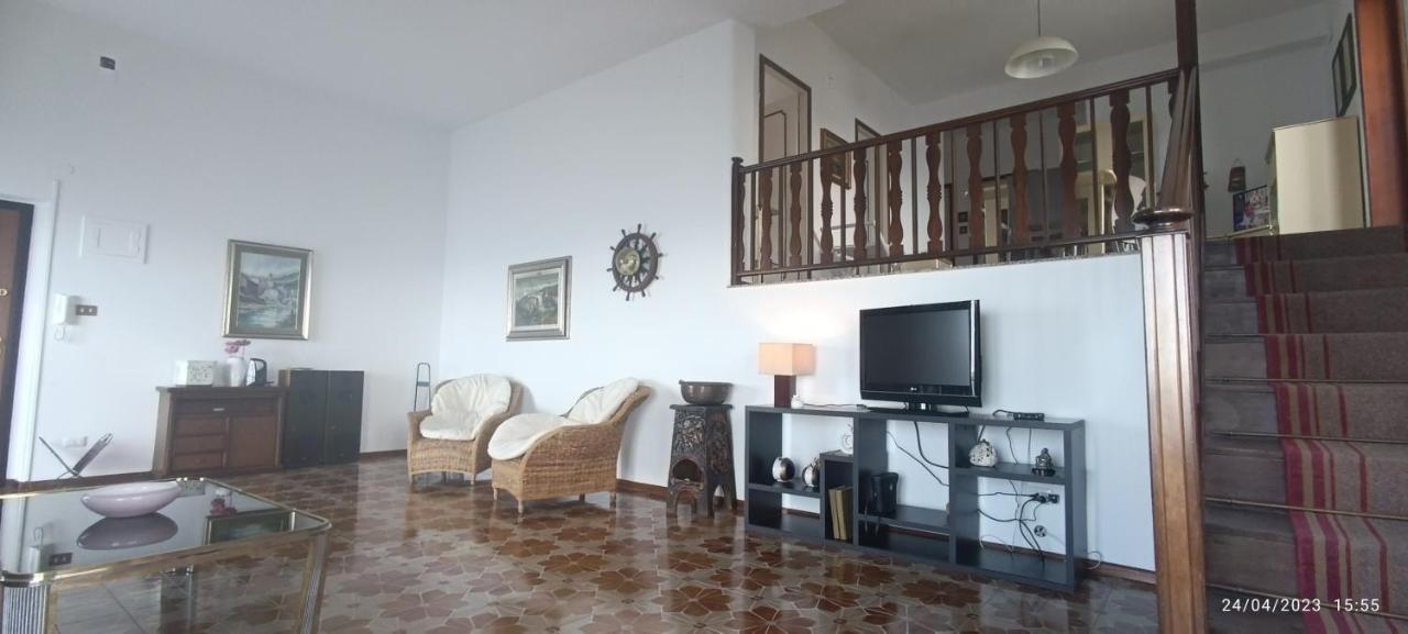 La Timpa Villa อาชิเรอาเล ภายนอก รูปภาพ