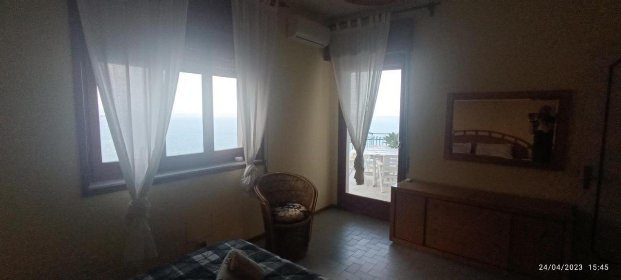 La Timpa Villa อาชิเรอาเล ภายนอก รูปภาพ