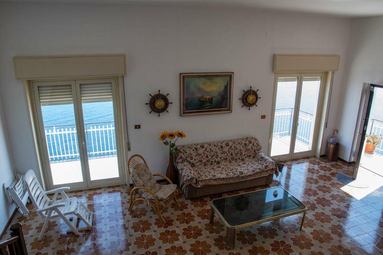La Timpa Villa อาชิเรอาเล ภายนอก รูปภาพ